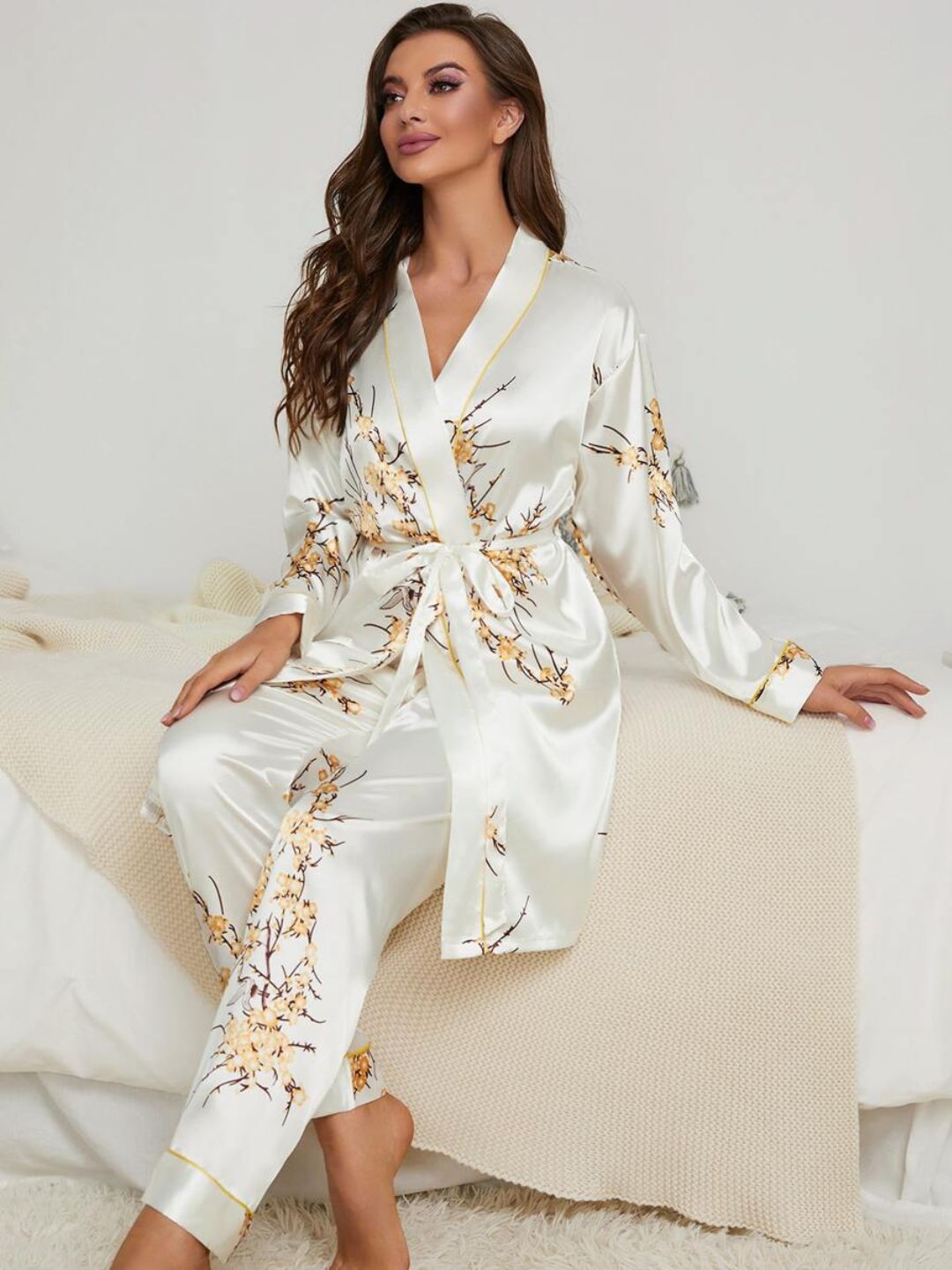 11009-Women’s Satin Floral Pajama Set with Matching Robe – Luxury Sleepwear Loungewear Set