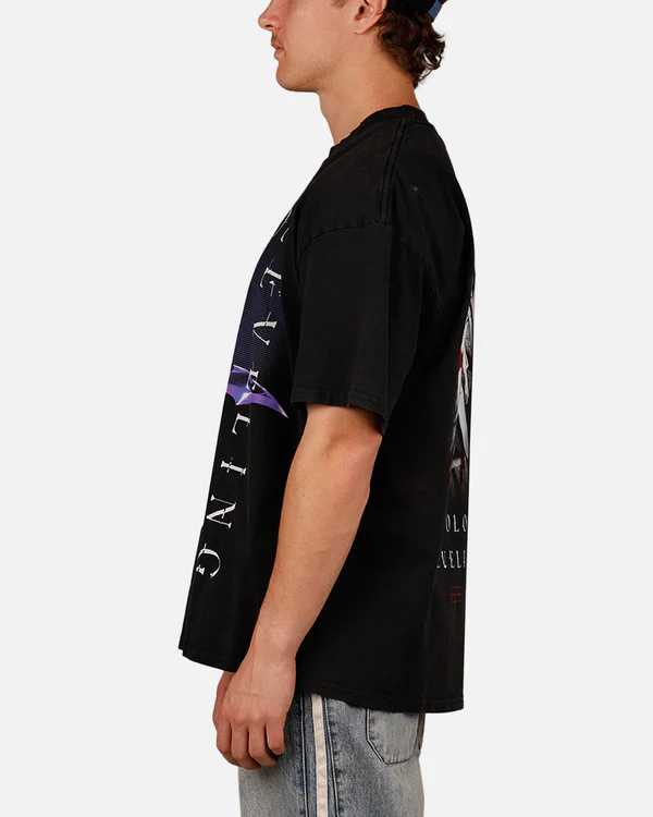 Solo Leveling Oversized “Daggers Awakening” Anime Graphic T-Shirt - Image 5